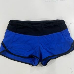 Lululemon shorts with back zipper pocket